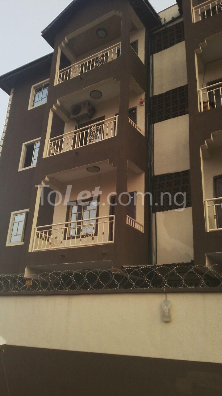 3 bedroom Flat / Apartment for rent Close Sweet Sensation Near Round About Alagomeji Yaba Lagos