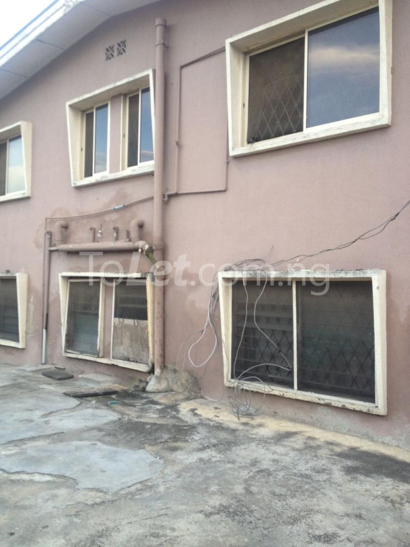 3 bedroom Flat / Apartment for rent Nuru Oniwo Off Agbonyin Aguda Surulere Lagos