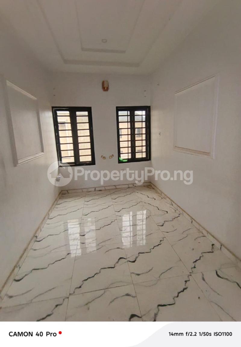 3 bedroom Flat / Apartment for rent Bobby Olofa Okebadan Estate Akobo Ibadan Oyo