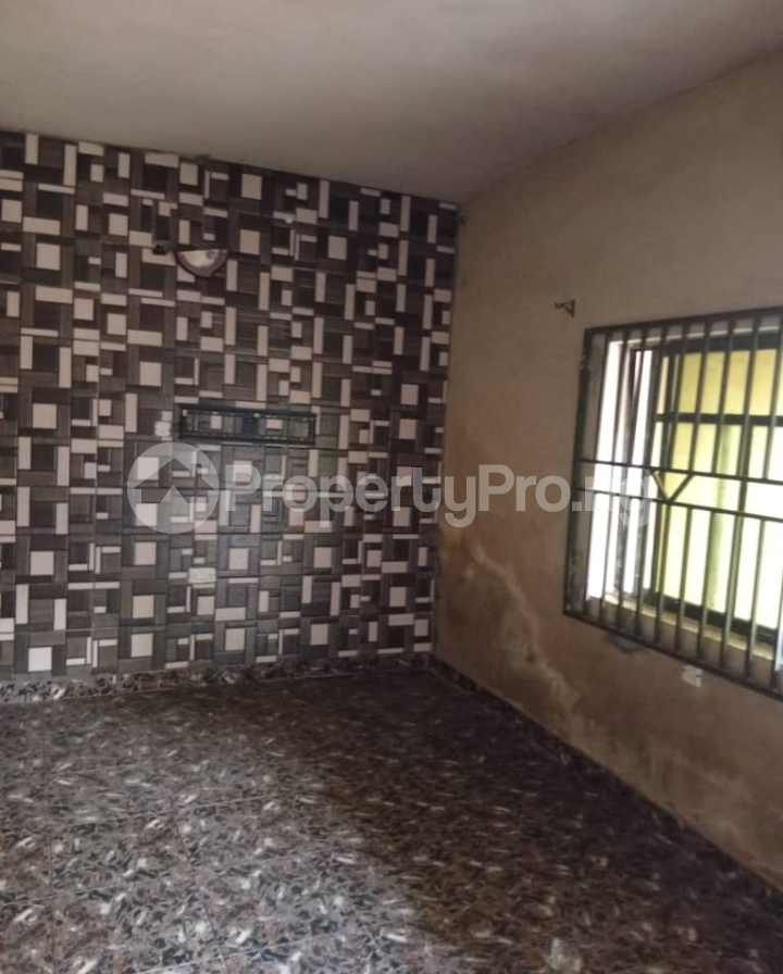 3 bedroom Flat / Apartment for rent Ajobode, Ui Area Ibadan Oyo