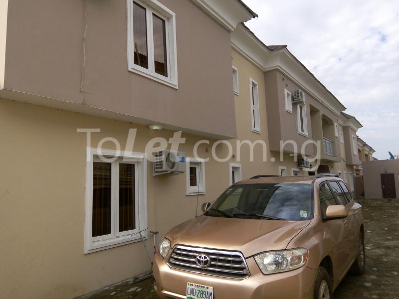 3 bedroom Flat / Apartment for rent Behind Mopo Round Peninsula Estate Ajah Lagos