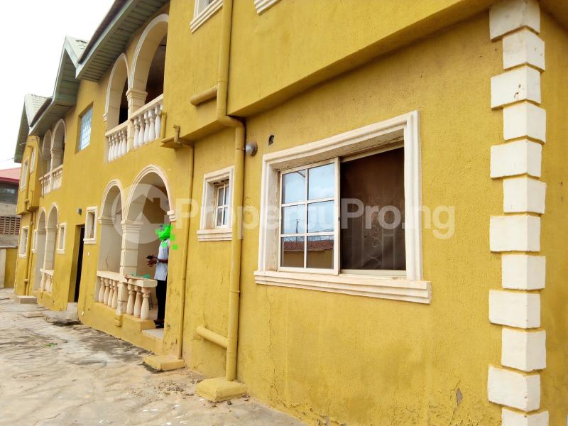 3 bedroom Flat / Apartment for rent Badmus Street Ologuneru Road Eleyele Ibadan Oyo