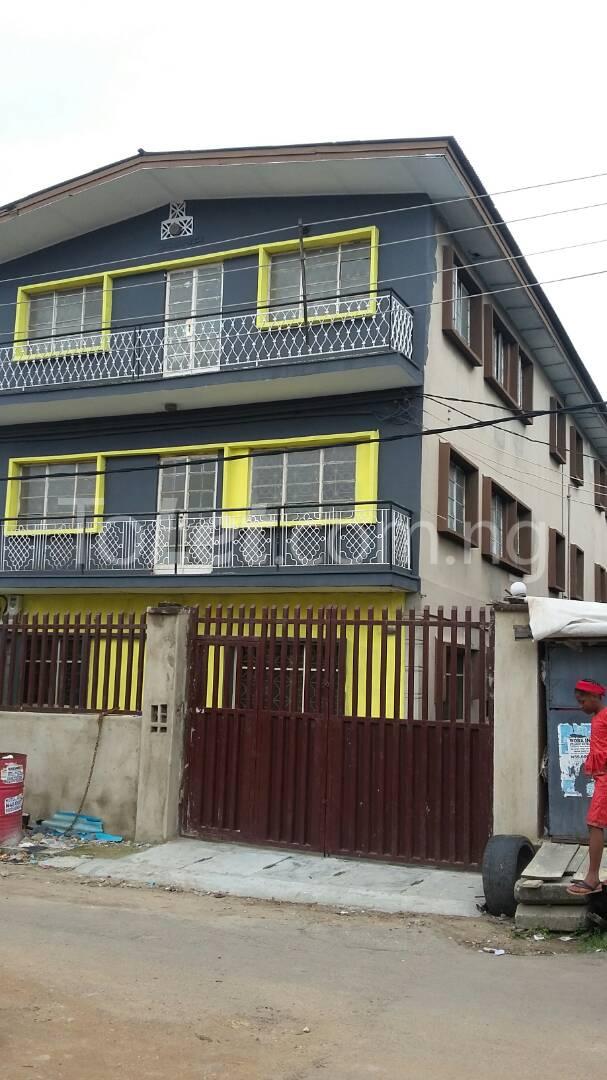 3 bedroom Flat / Apartment for rent Alagomeji Alagomeji Yaba Lagos