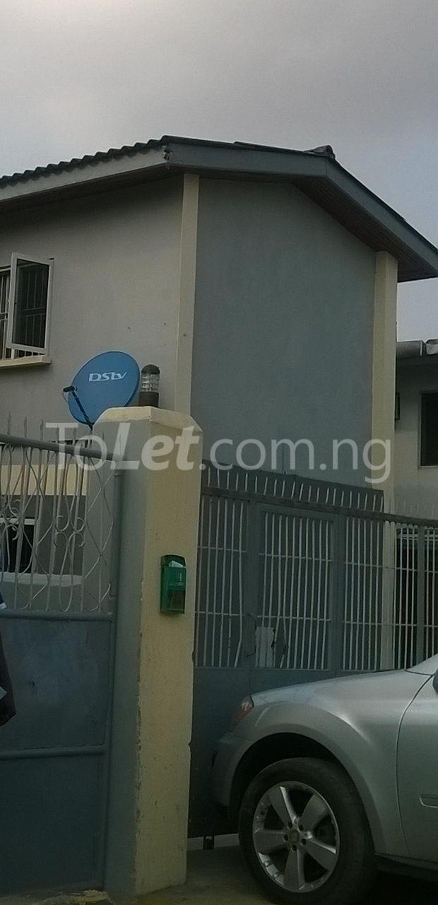 3 bedroom Flat / Apartment for rent Jalupon Close Adeniran Ogunsanya Surulere Lagos