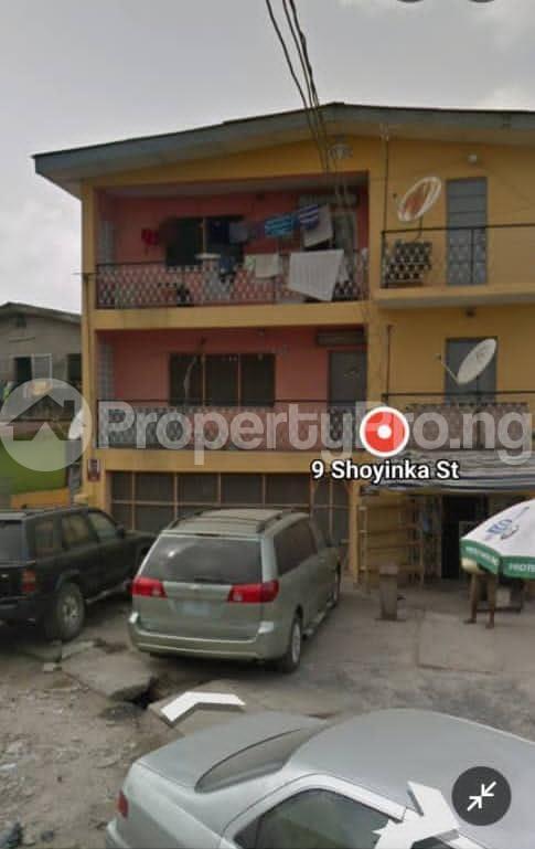 3 bedroom Flat / Apartment for sale Surulere Lagos