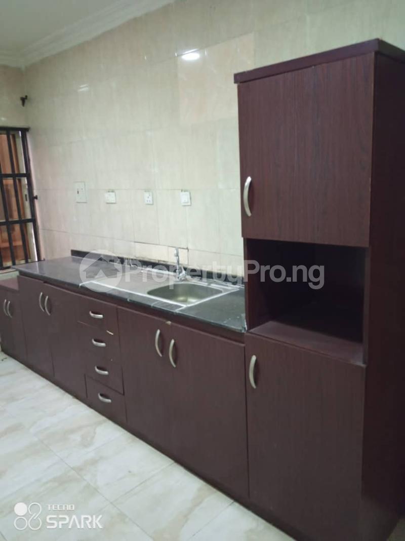 3 bedroom House for rent Alagomeji Yaba Lagos