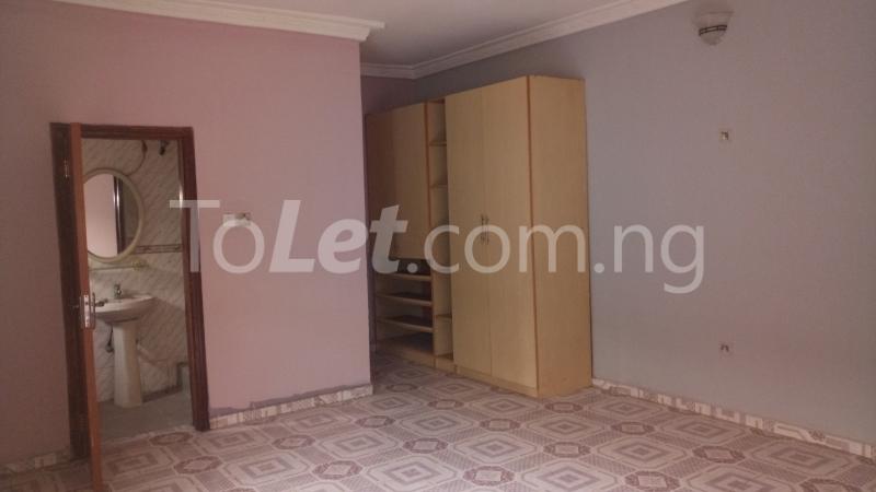 3 bedroom Flat / Apartment for rent Off Hughes Avenue Alagomeji Yaba Lagos