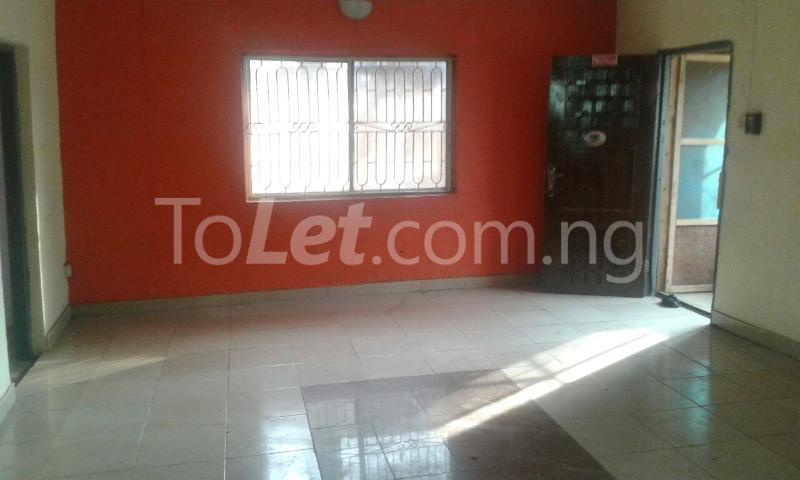 3 bedroom Flat / Apartment for rent Akoka Yaba Yaba Lagos - 0