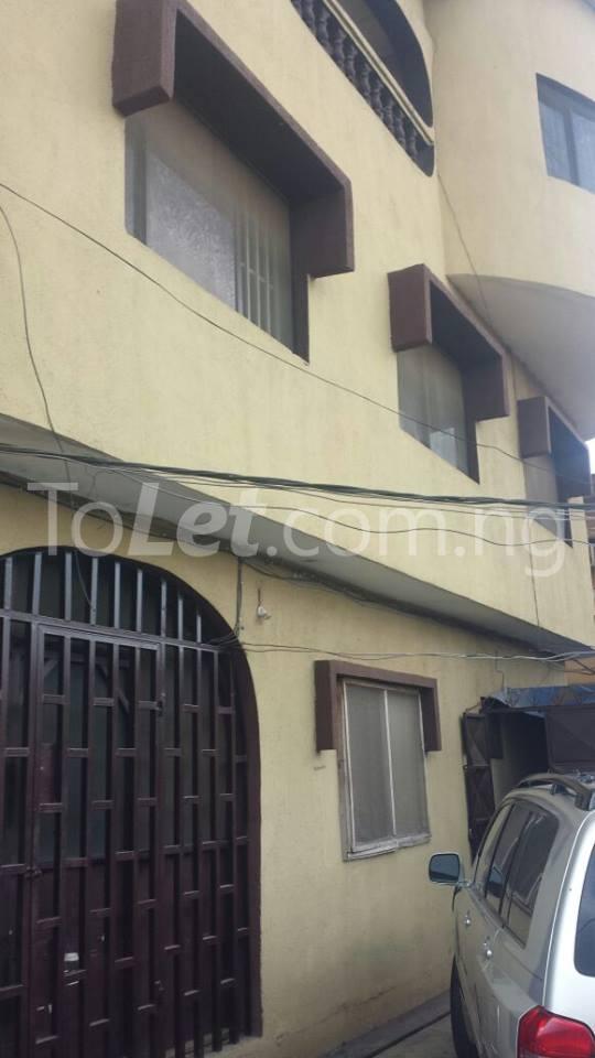 3 bedroom Flat / Apartment for rent Mojisola Street Off College Road Ogba Ogba-Egbema-Ndoni Lagos
