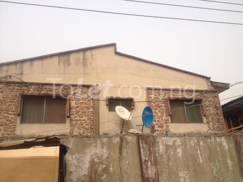 3 bedroom Flat / Apartment for rent Onipede Street Lawanson Surulere Lagos