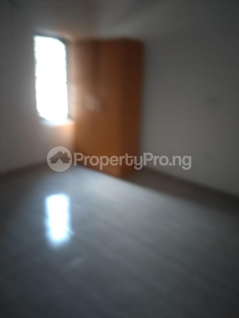 3 bedroom Flat / Apartment for rent Off Cole Street, Lawanson Surulere Lagos