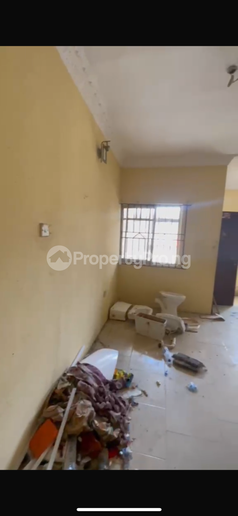 3 bedroom Flat / Apartment for rent Surulere Lagos