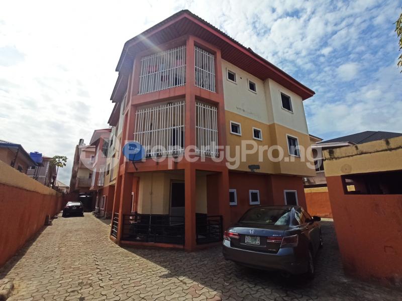 3 bedroom Flat / Apartment for rent  Osapa london Lekki Lagos