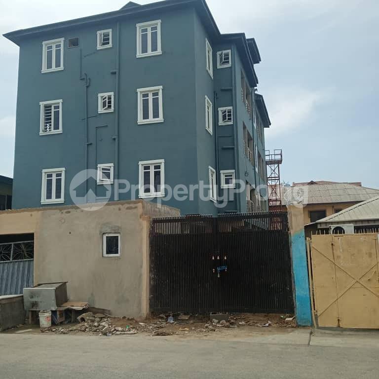 3 bedroom Flat / Apartment for rent Oworonshoki Gbagada Lagos