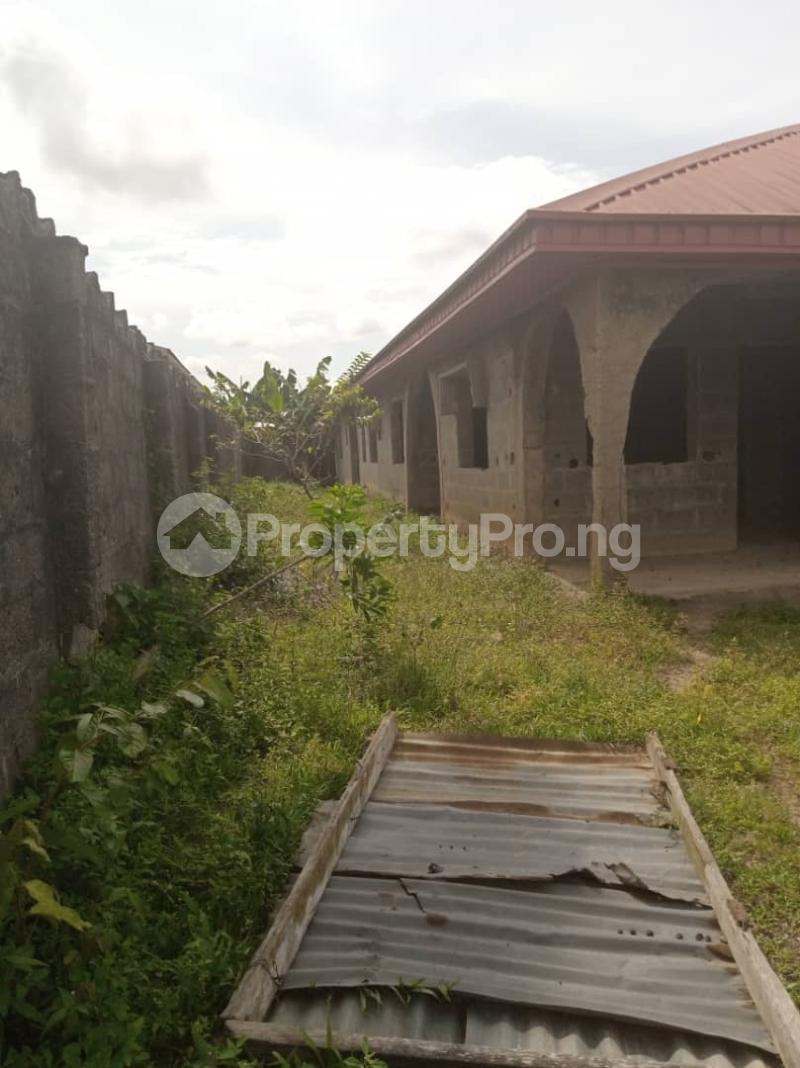 3 bedroom Flat / Apartment for sale Pacific Estate, Ewedogbon Bus/stop, Lasu Isheri Expressway, Ikotun/Igando Lagos