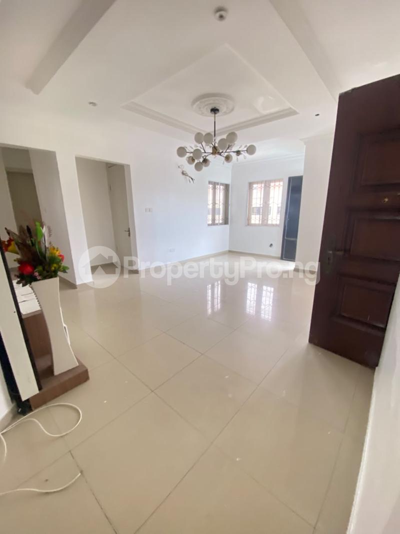 3 bedroom Flat / Apartment for rent Estate Osapa london Lekki Lagos