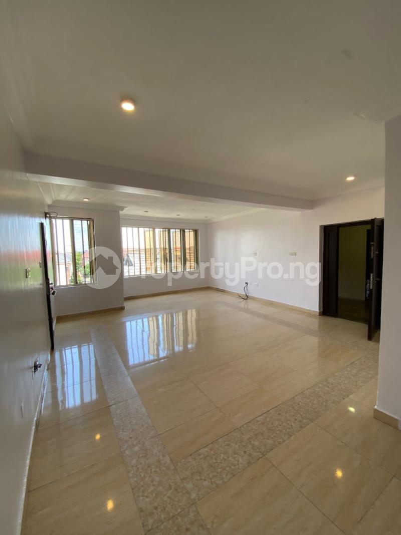 3 bedroom Flat / Apartment for rent Osapa london Lekki Lagos