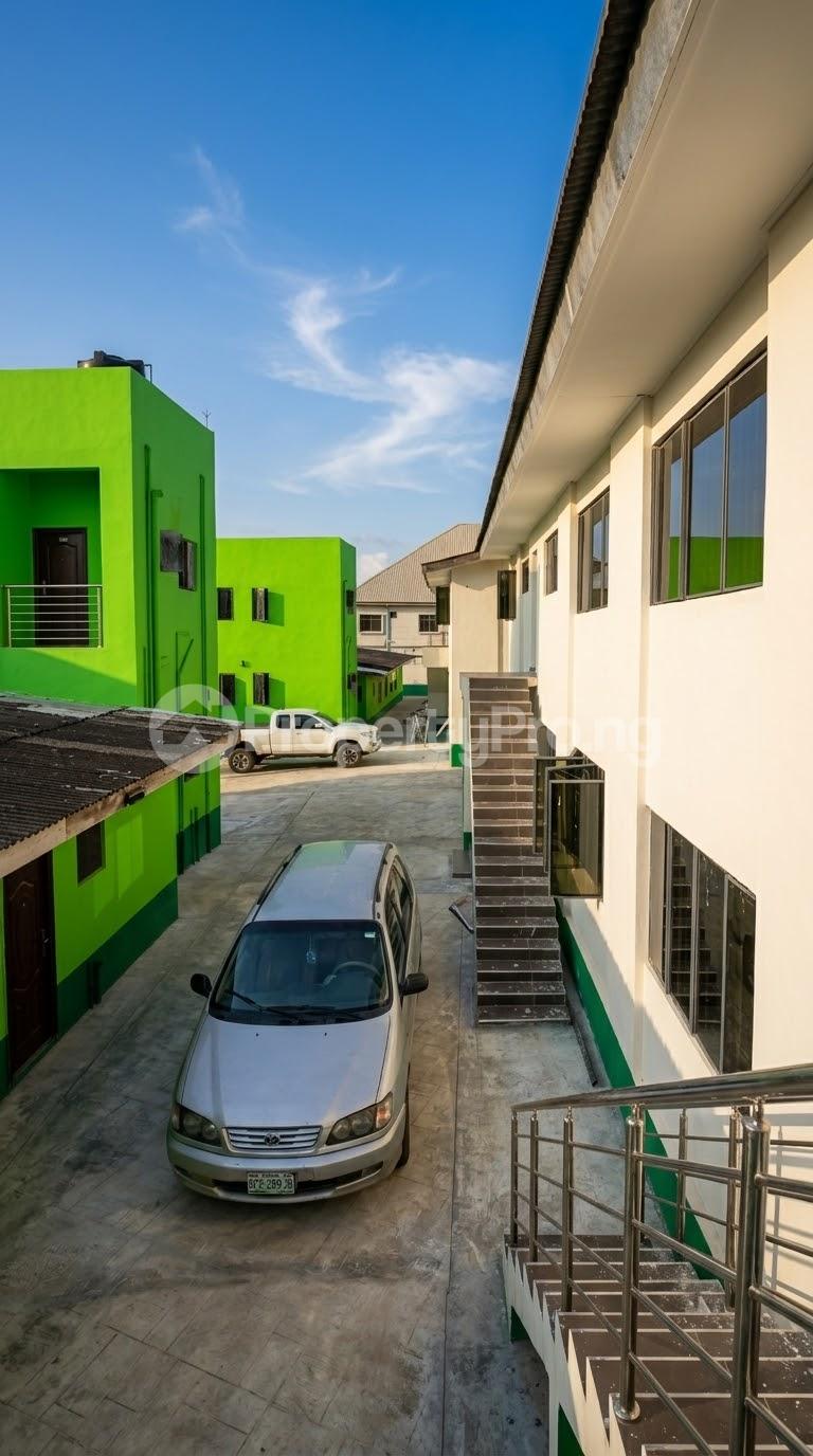 3 bedroom House for rent Abayomi, Iwo Road Iwo Rd Ibadan Oyo