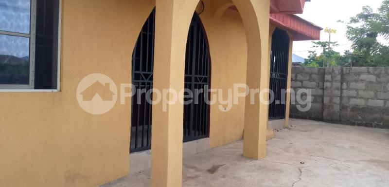 3 bedroom Flat / Apartment for rent Arulogun Area Ojoo Ibadan Oyo