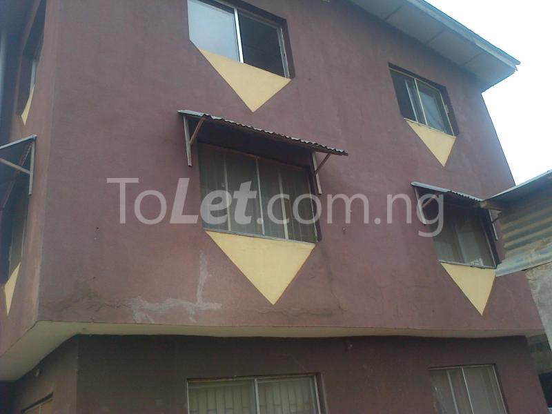 3 bedroom Flat / Apartment for rent Fatalo Bus Stop Ipaja Lagos