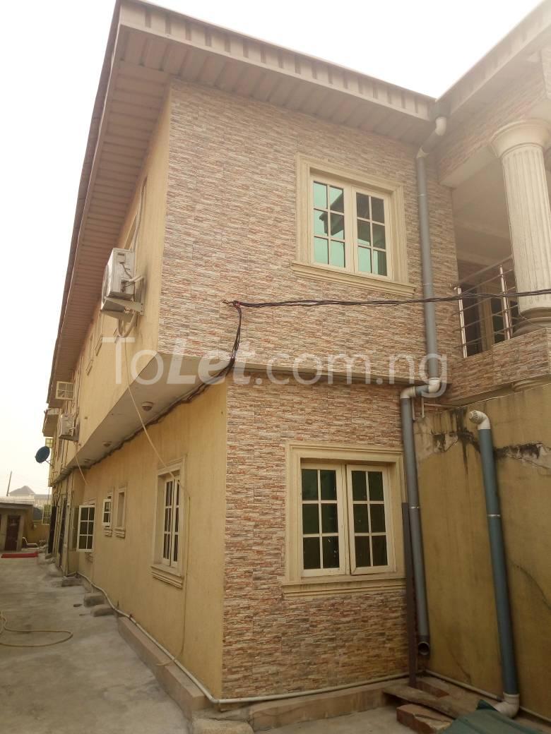 3 bedroom Flat / Apartment for rent Oke Alo,nwelle Close, Millenuim/UPS Gbagada Lagos