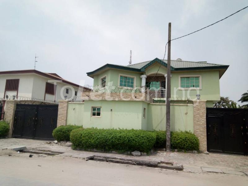 3 bedroom Flat / Apartment for rent Jinadu Street Igbo-efon Lekki Lagos