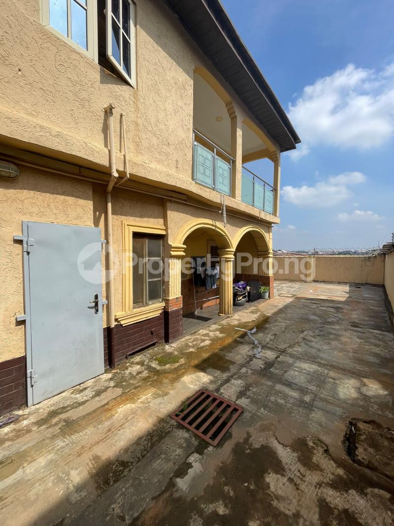 3 bedroom Flat / Apartment for rent Mosan Shagari Estate Egbeda Egbeda Alimosho Lagos