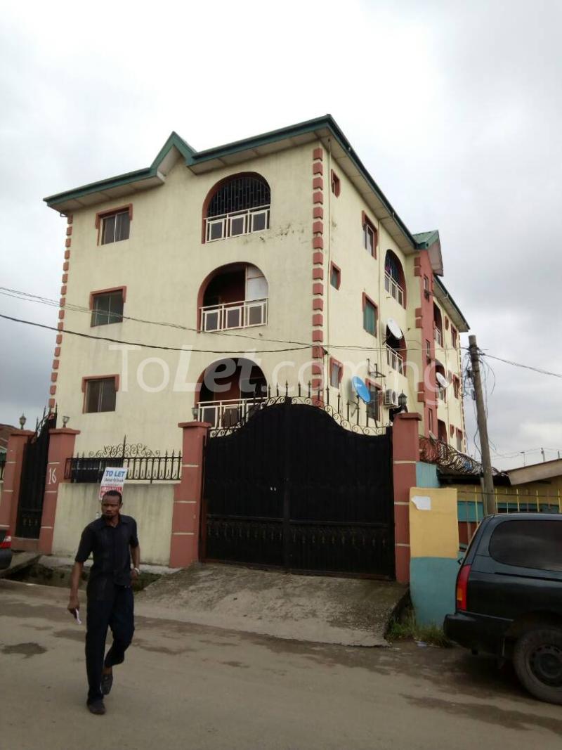 3 bedroom Flat / Apartment for rent Oguntolu Street Palmgroove Shomolu Lagos - 0