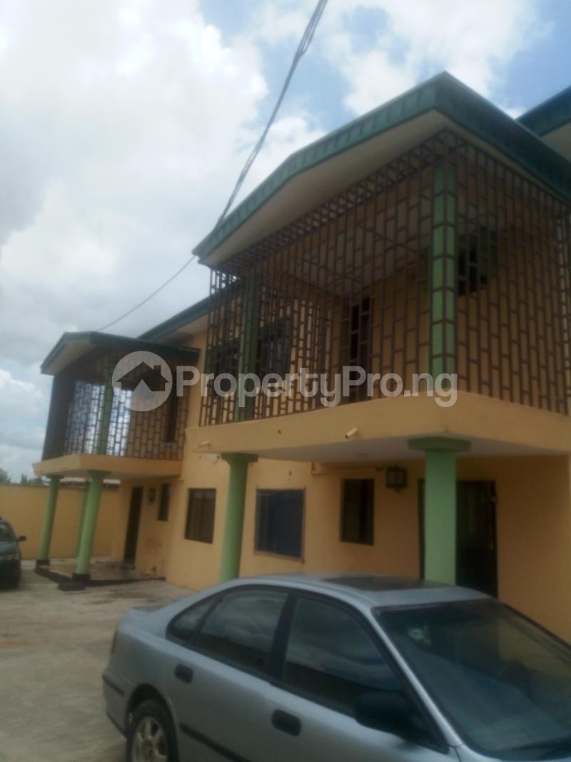 3 bedroom Flat / Apartment for rent Alafia Estate, Nnpc Area Apata Ibadan Oyo