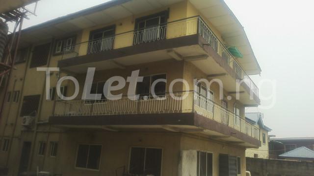 3 bedroom Commercial Property for rent 518, Ikorodu Road Ketu Kosofe/Ikosi Lagos