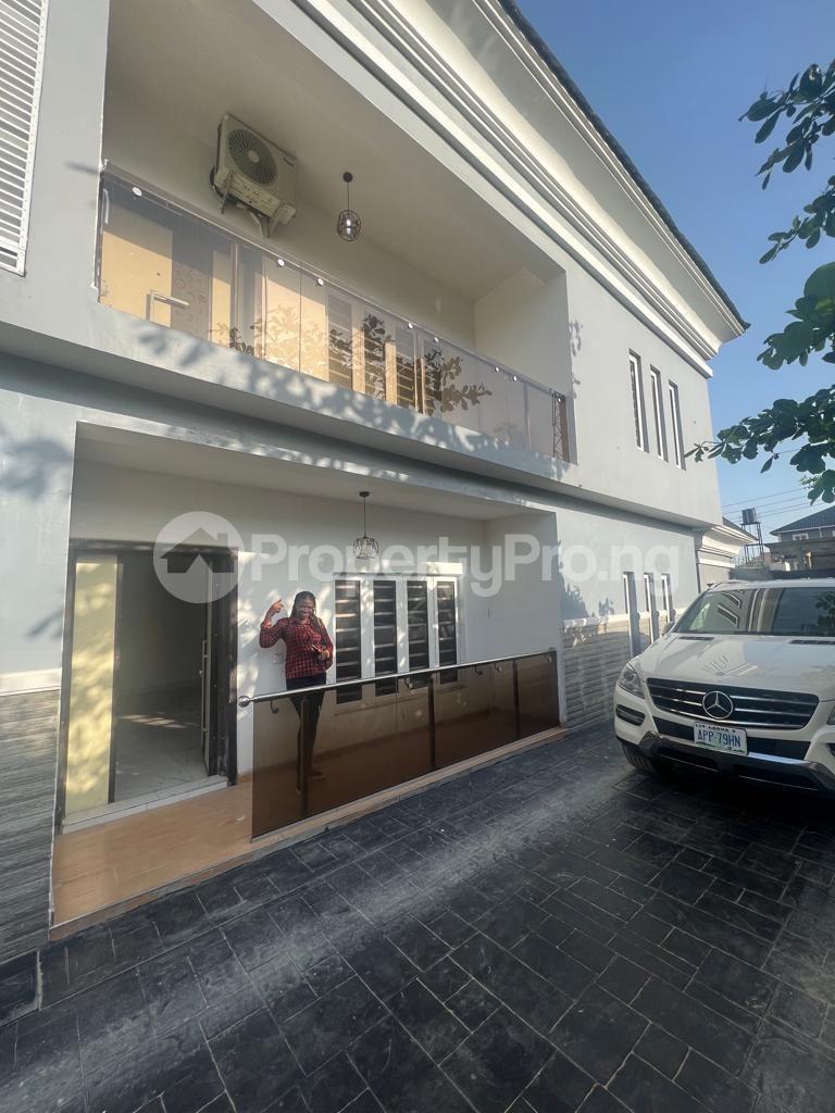 3 bedroom Flat / Apartment for rent Ado Ajah Lagos