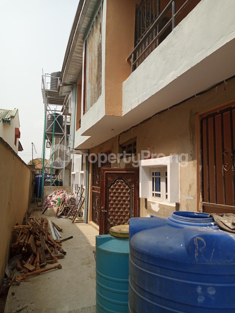 3 bedroom Flat / Apartment for rent   Ago palace Okota Lagos