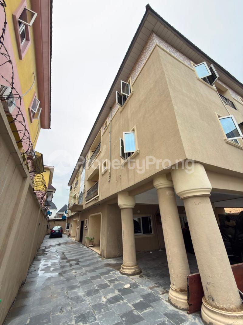 3 bedroom Flat / Apartment for rent Chevron Toll Gate Lekki Lagos