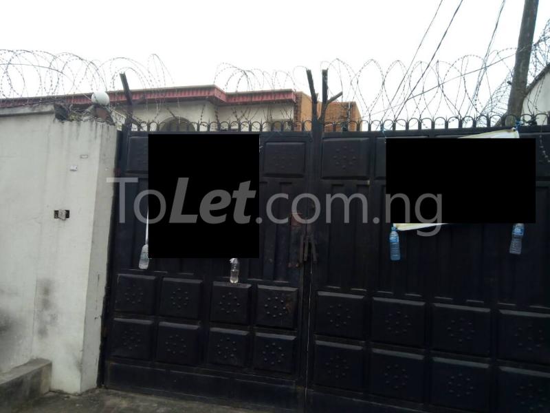 3 bedroom Flat / Apartment for rent Adeyemo Akapo Street Omole phase 1 Ojodu Lagos