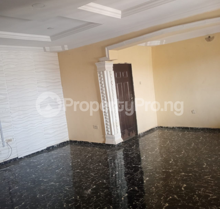 3 bedroom Flat / Apartment for rent Olusetan Estate, Elebu Akala Express Ibadan Oyo