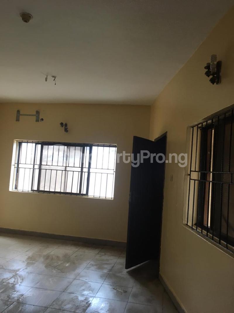 3 bedroom Flat / Apartment for rent In A Gated & Calm Environment In Yaba, Lagos. Yaba Lagos - 3