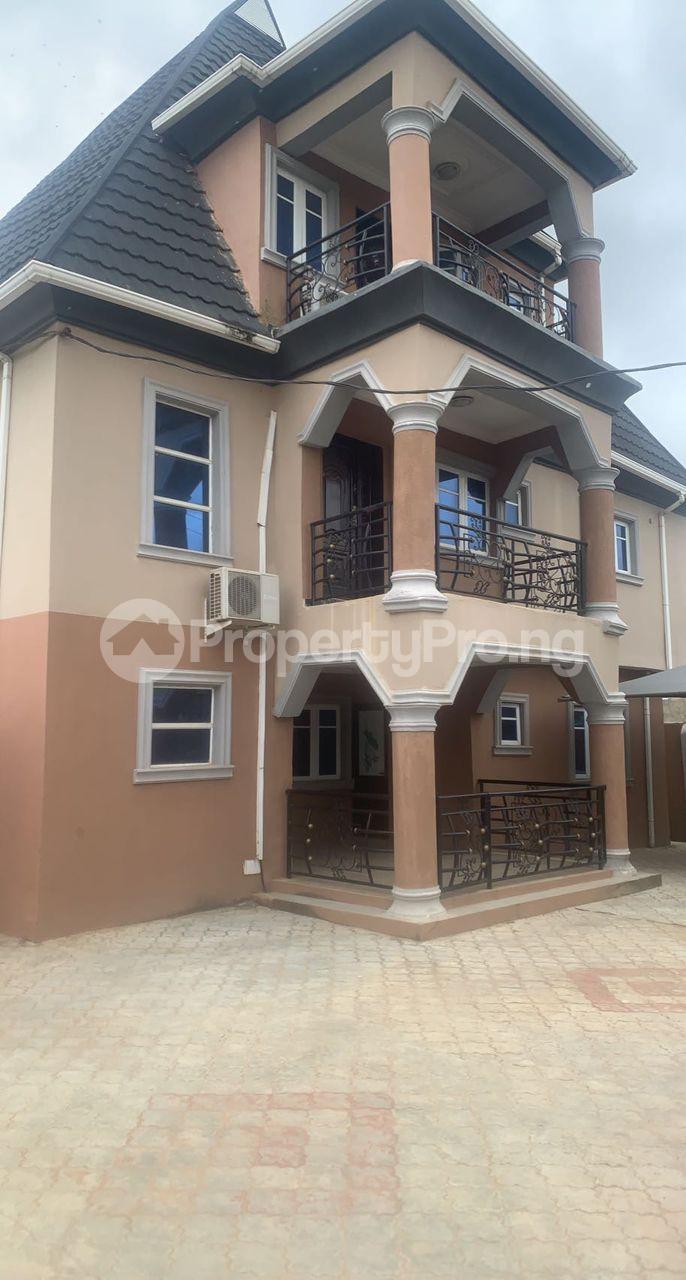 3 bedroom Flat / Apartment for rent Oluyole Estate Ibadan Oyo