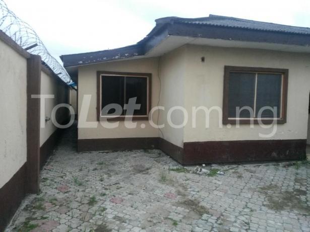 3 bedroom Flat / Apartment for rent Abraham Adesanya Ajah Lagos