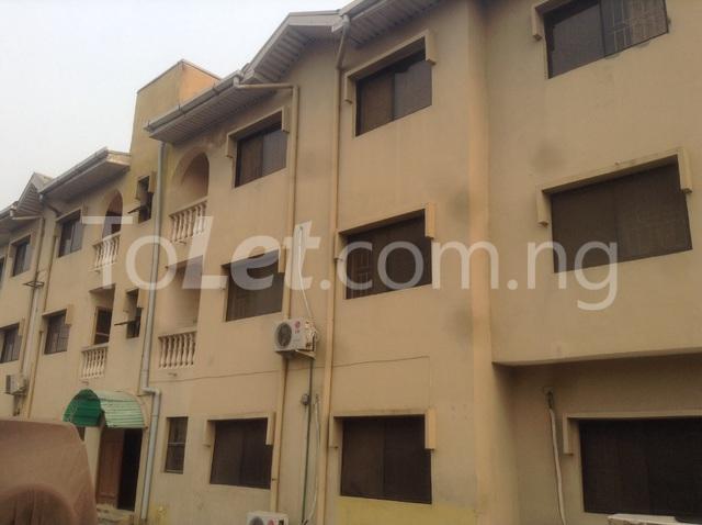 3 bedroom Flat / Apartment for rent Adesina Street Badore Ajah Lagos