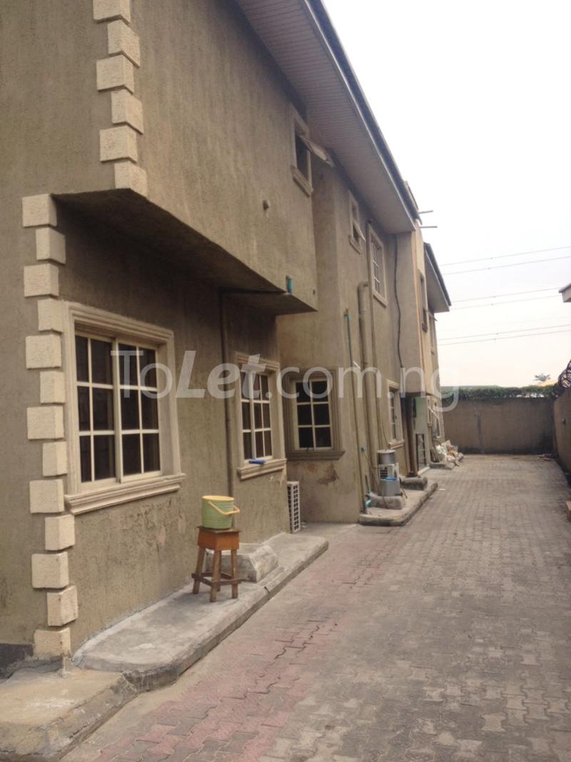 3 bedroom Flat / Apartment for rent 84 Oke Ira Kekere, Ado Ajah Lagos