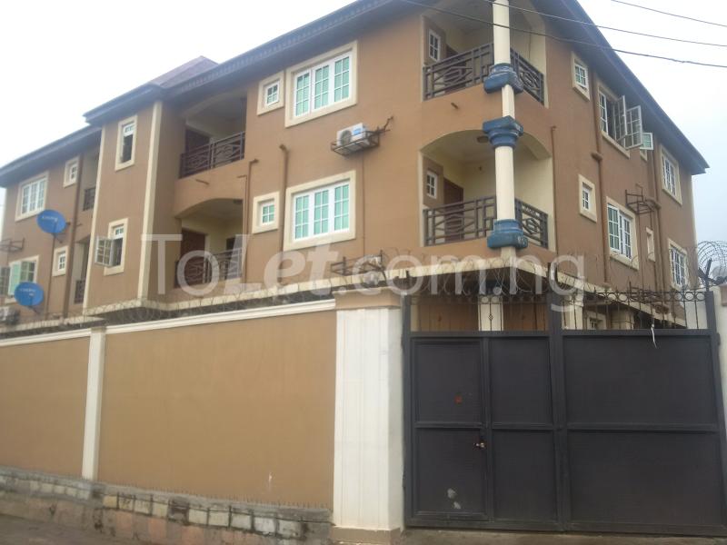 3 bedroom Flat / Apartment for rent Omolabake Adeoti Street, Ajao Estate Isolo Lagos