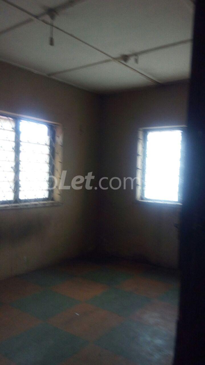 3 bedroom Flat / Apartment for rent Alapere Lagos
