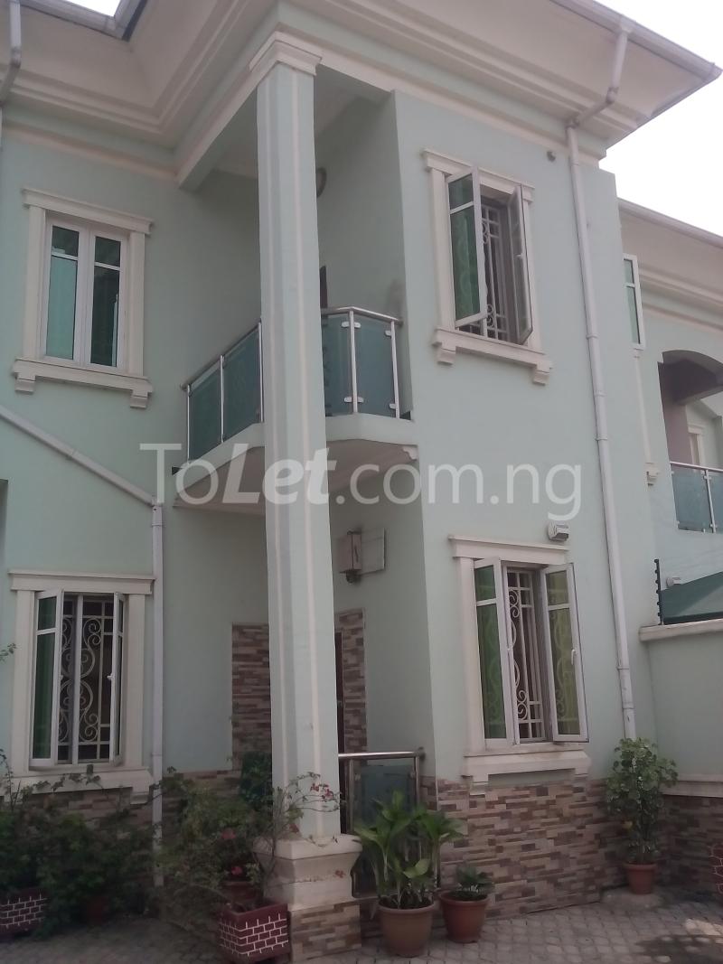 3 bedroom Flat / Apartment for rent 3360a Uche Eneanya Street Prayer Estate. Amuwo Odofin Amuwo Odofin Lagos
