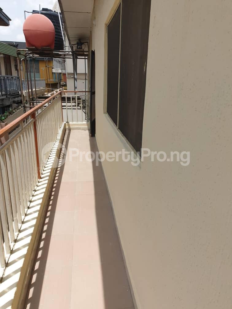 3 bedroom Flat / Apartment for rent Off Yaba College Of Technology Road. Yaba Lagos