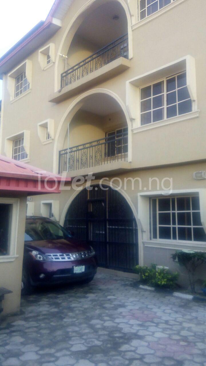 3 bedroom Flat / Apartment for rent Cooperative Villa Lagos