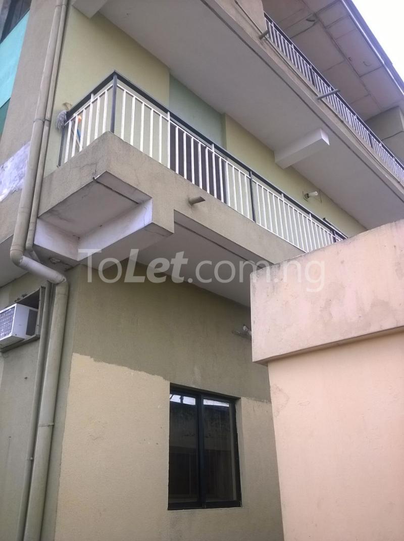 3 bedroom Flat / Apartment for rent Off Salawu Onikoyi Street, Opposite Ifako Police Station, Ifako Gbagada Gbagada Lagos