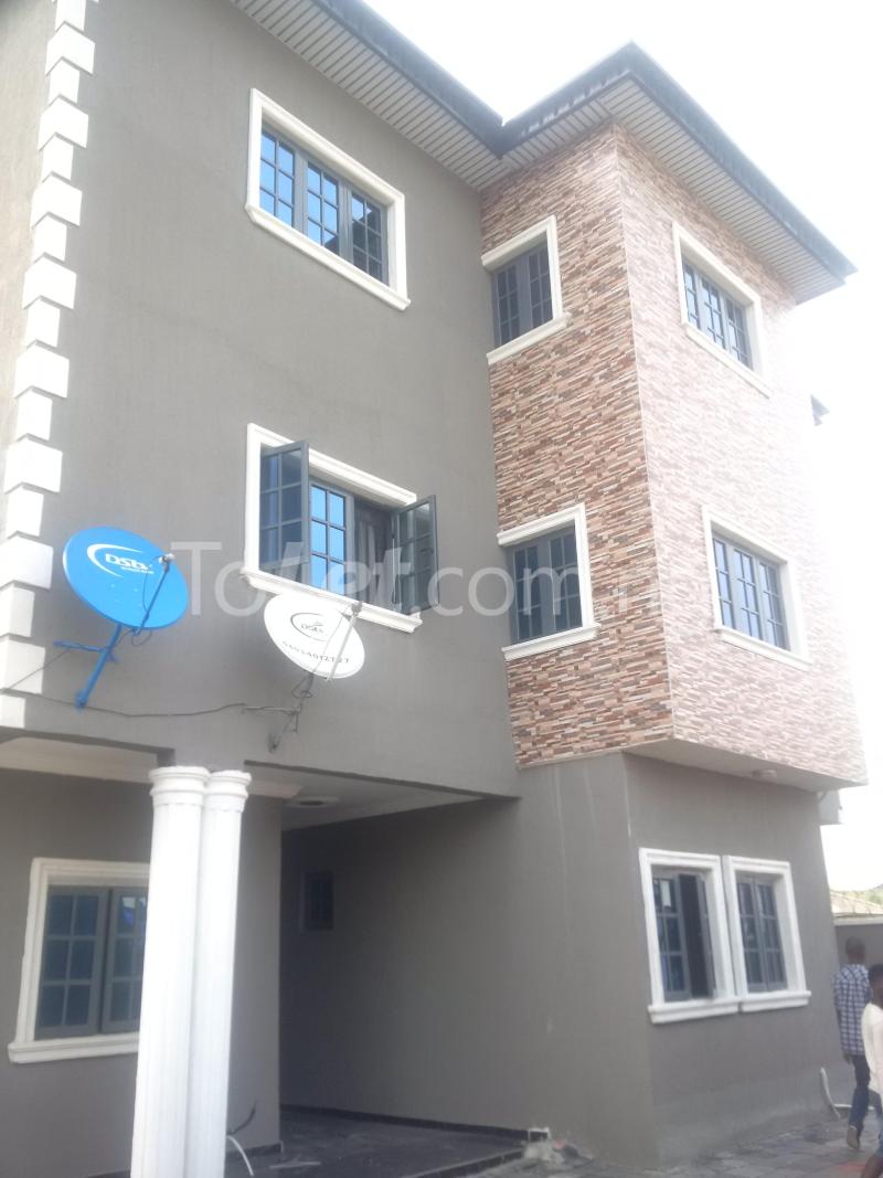 3 bedroom Flat / Apartment for rent By 4th Roundabout, Lekki Epe Expressway Lagos