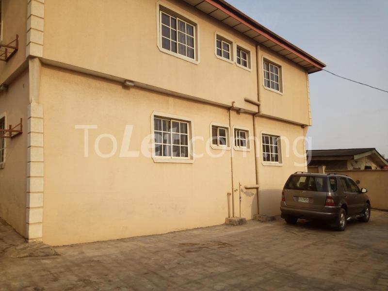 3 bedroom Flat / Apartment for rent Obawole Lagos