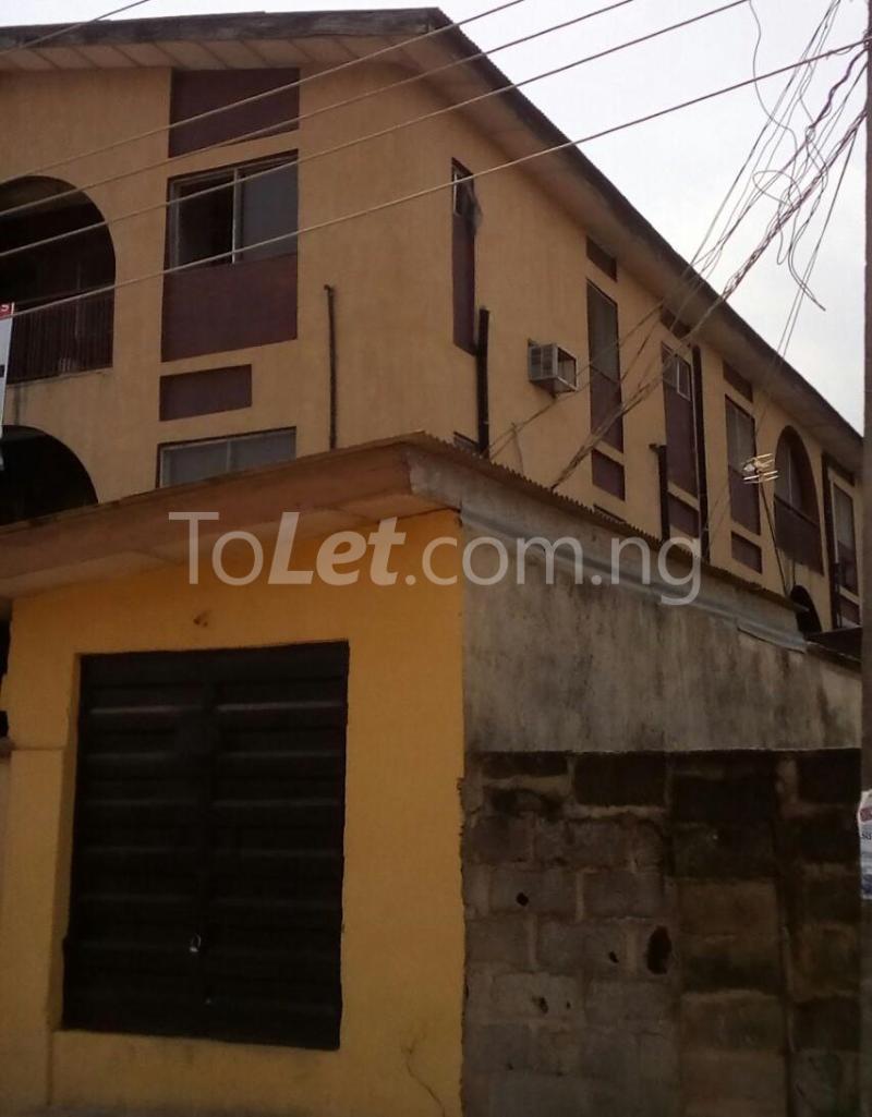 3 bedroom Flat / Apartment for rent Off Berger Ojodu Lagos