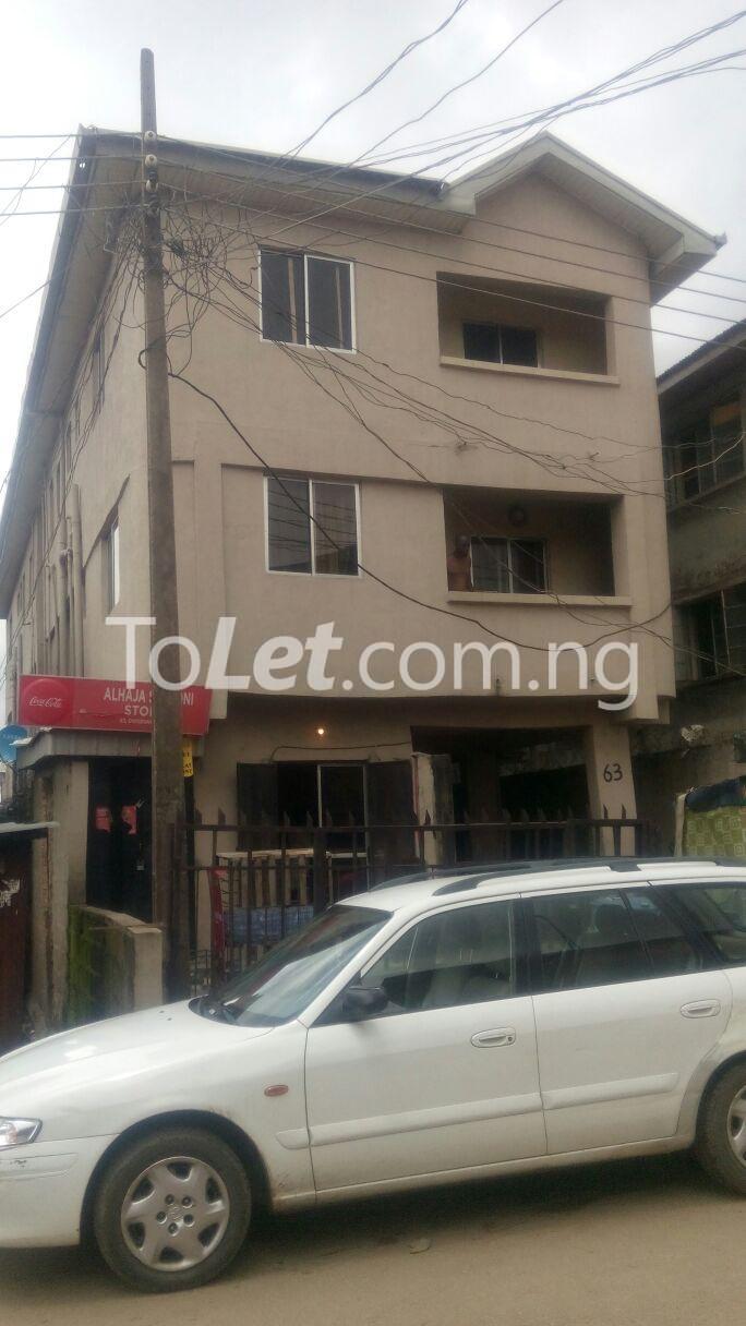 2 bedroom Flat / Apartment for rent 63 Owodunni Street, Off Shyllon, Palmgroove Shomolu Lagos